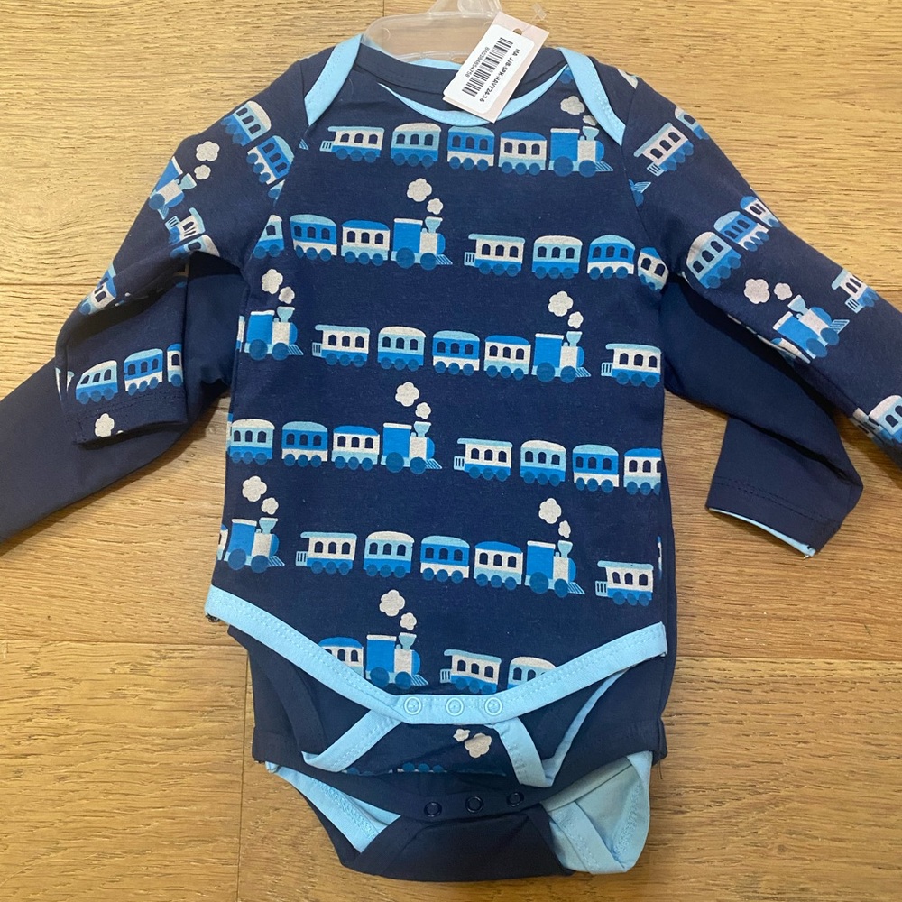 Monica + Andy Blue Train Print Kids set of 4 organic cotton bodysuits 3-6m NWT